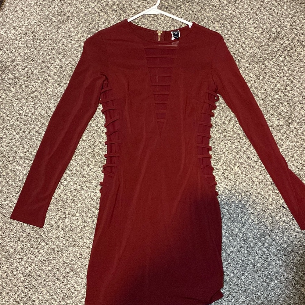 Long sleeve maroon dress